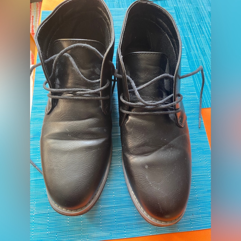 Black Leather London Fog Boots